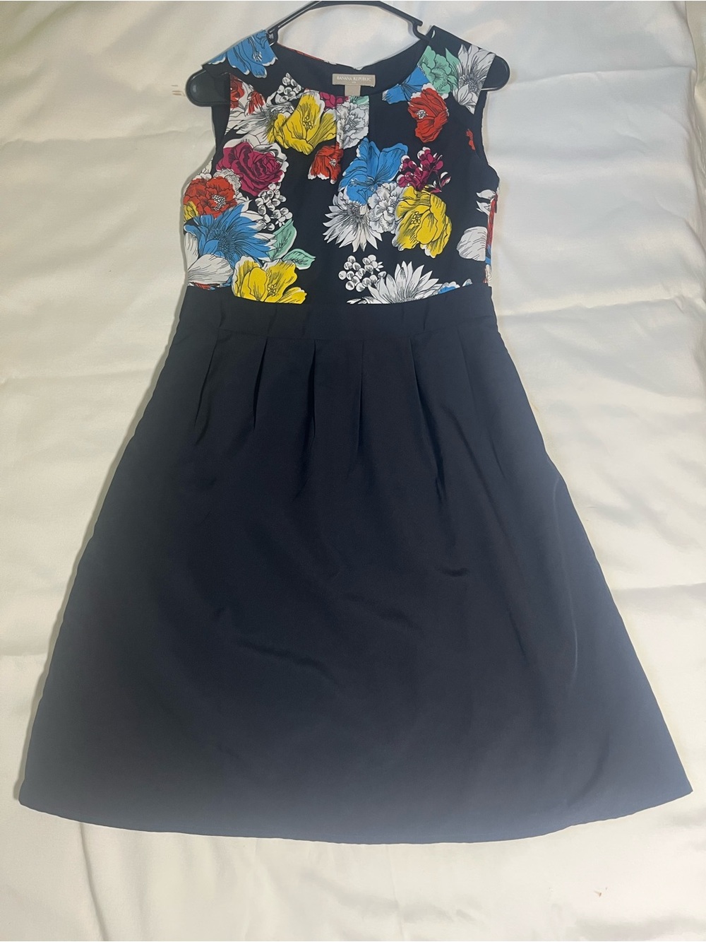 Banana Republic Floral Cocktail Dress - Picture 2 of 8